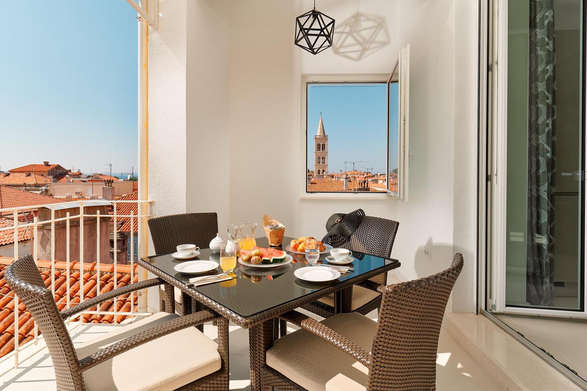 The Central Pearl Apartment Zadar Bagian luar foto