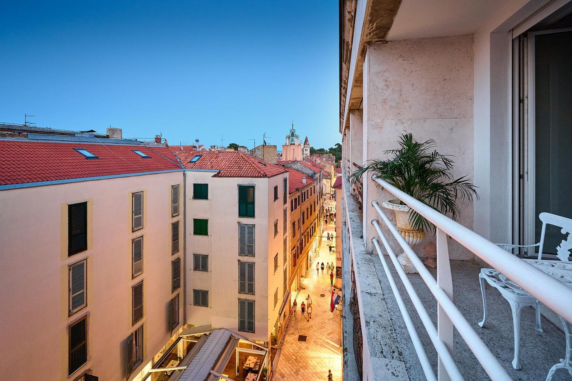 The Central Pearl Apartment Zadar Bagian luar foto