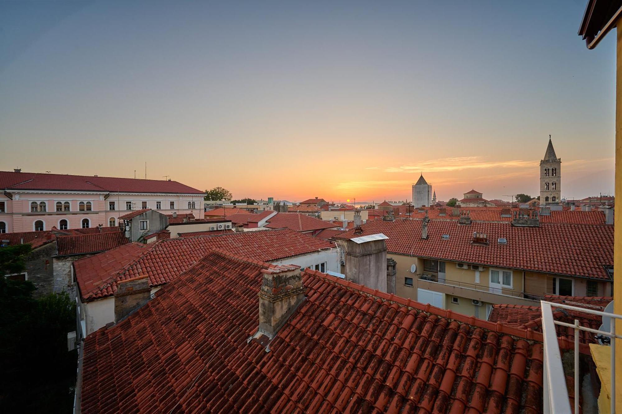 The Central Pearl Apartment Zadar Bagian luar foto