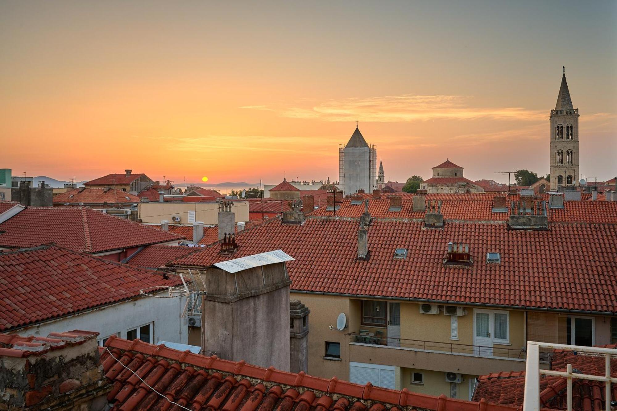 The Central Pearl Apartment Zadar Bagian luar foto